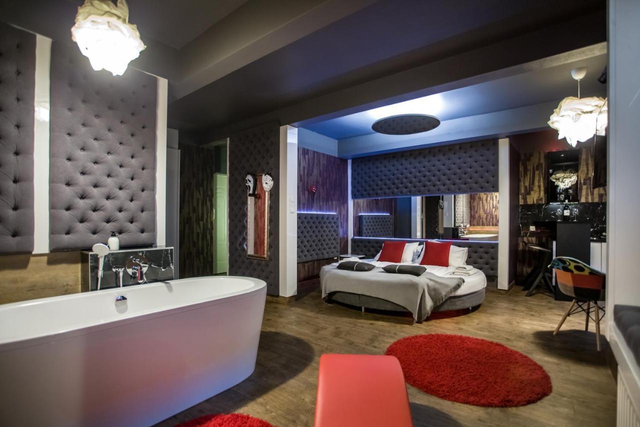 Yourplace Romantic Apartment With Private Patio Krakau Exterior foto
