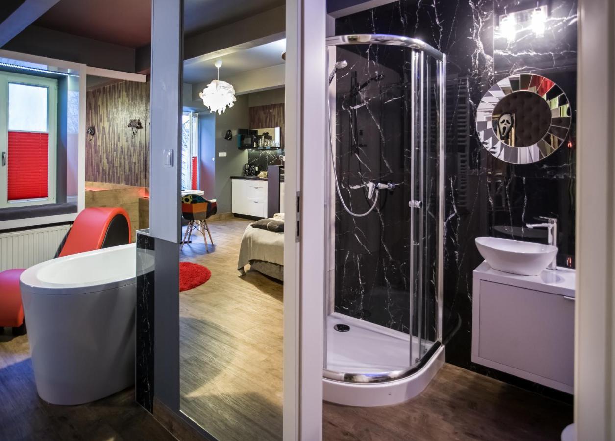 Yourplace Romantic Apartment With Private Patio Krakau Exterior foto